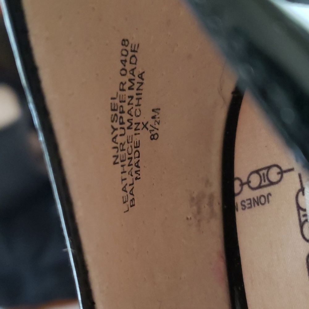 Jones New York black pumps - Picture 4 of 4